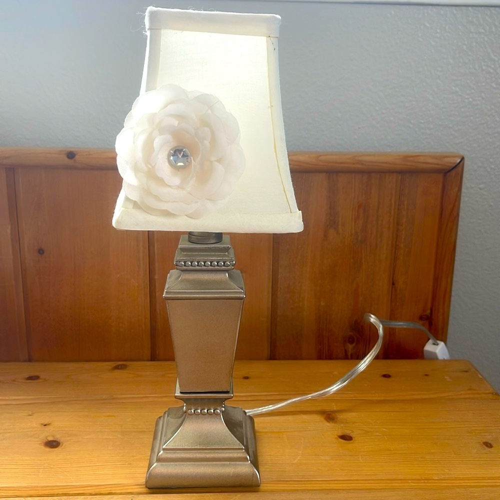 Cute little table side lamp